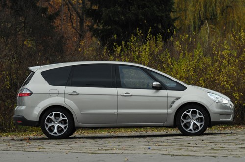 Ford S-Max 2.0 TDCi Automat - Van ze sportową duszą