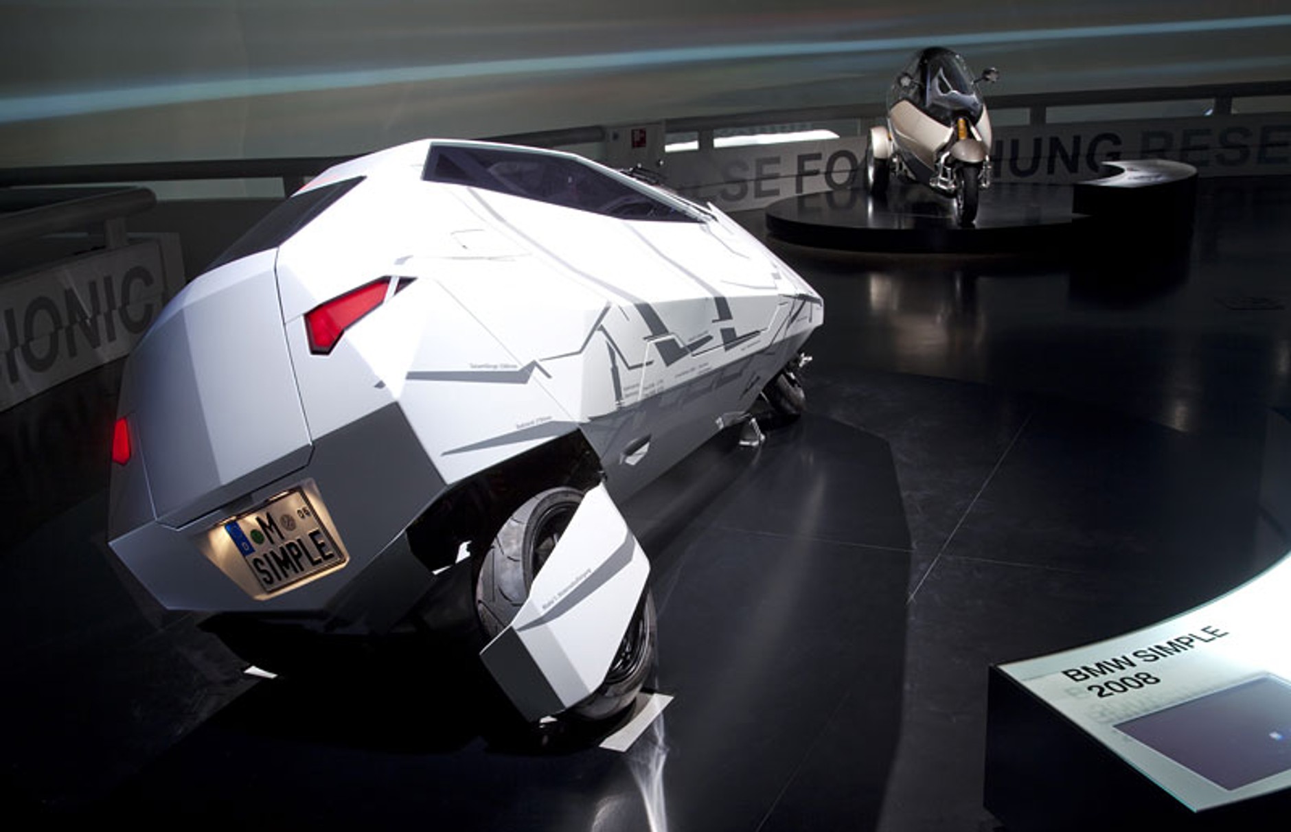 BMW Simple: Simply Clever aneb Carver a la Mnichov míří do muzea