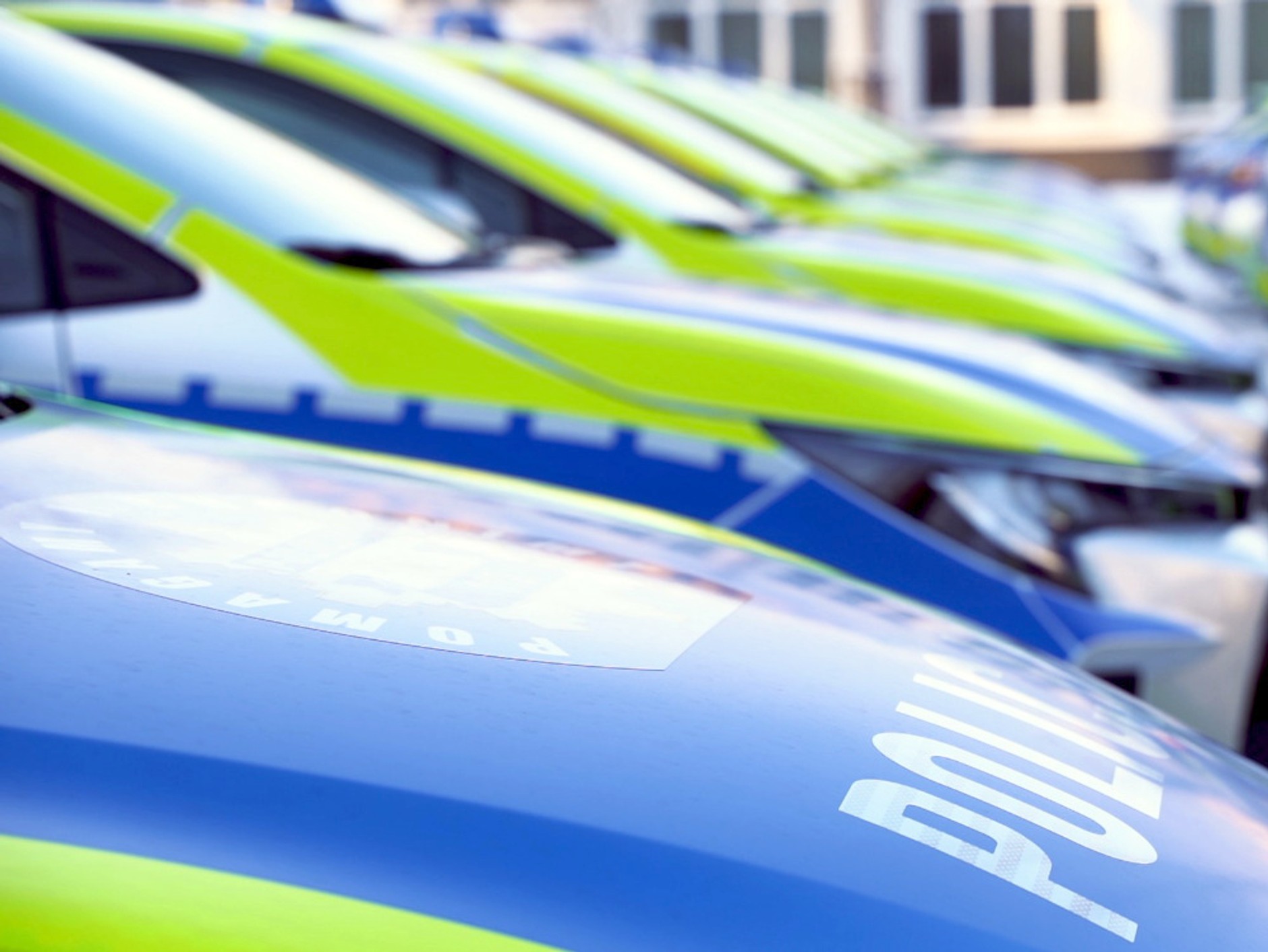 Warszawska policja otrzymała 35 radiowozów