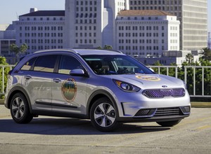 Kia Niro 2017 z rekordem Guinnessa