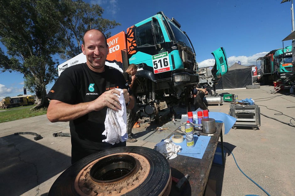 Dakar 2016: regeneracja sił i maszyn (dzień odpoczynku, galeria)