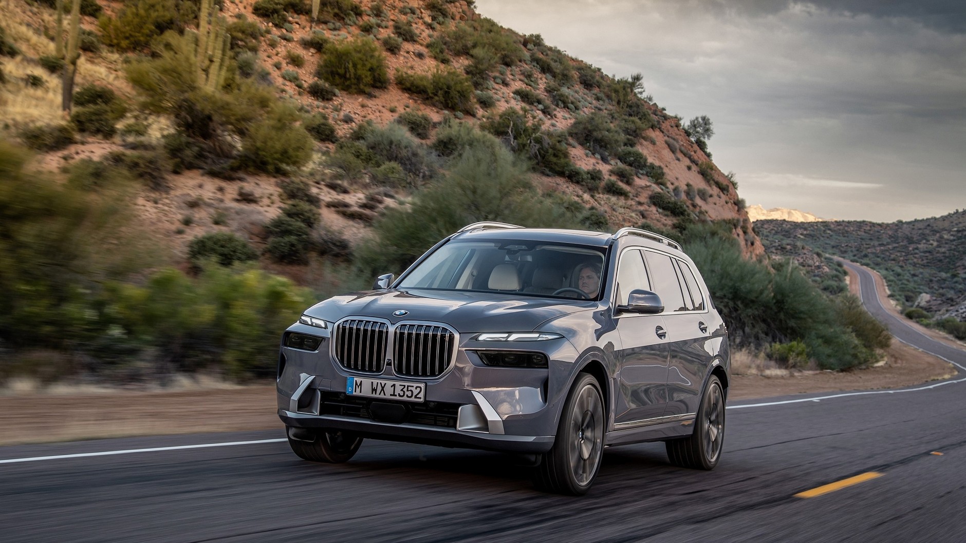 BMW X7 po face liftingu (2022)