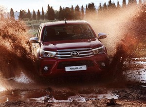Toyota Hilux: recepta na niezniszczalność