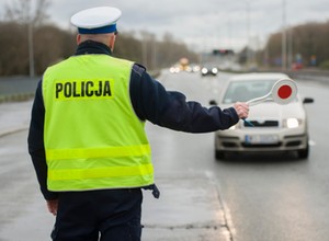 Zaostrzenie kar i inne zmiany w przepisach drogowych w 2022 r.