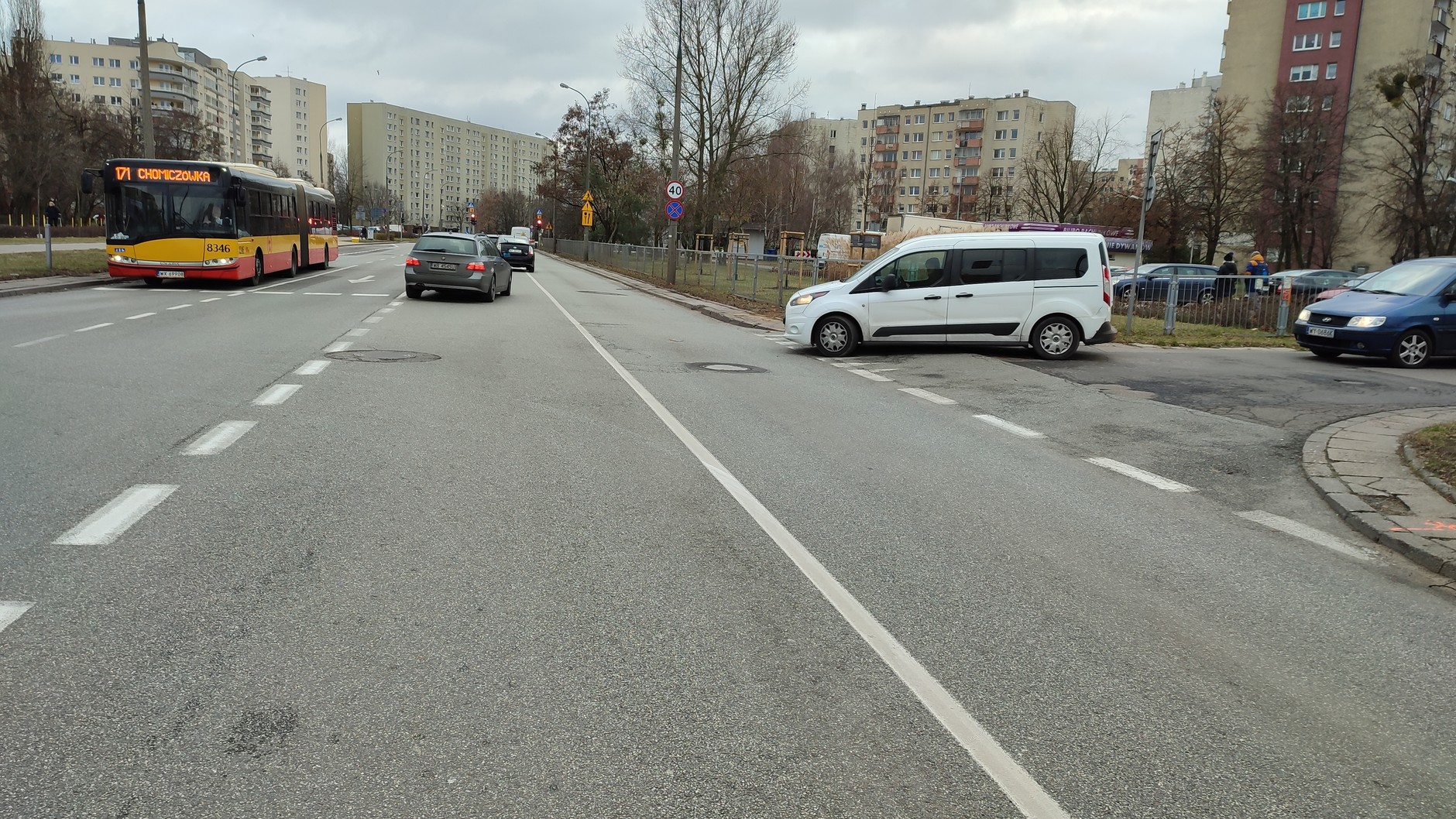 Pułapka nr 1. Skręt w lewo w ulicę Wrocławską z ul. Widawskiej.