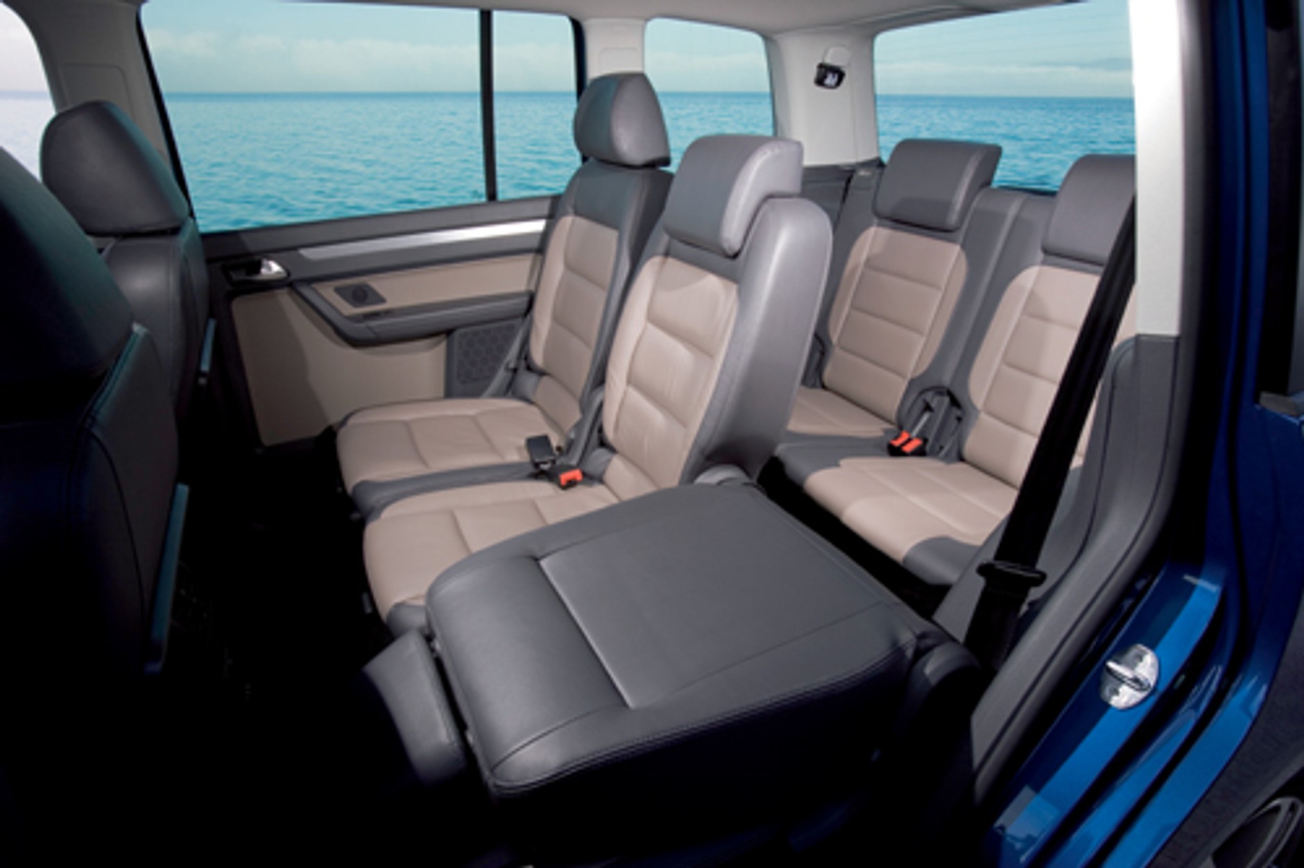 VW Touran - Nowy silnik i face lifting