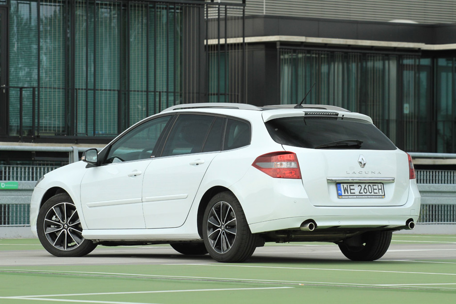 Renault Laguna Grandtour: czy kombi może być sportowe