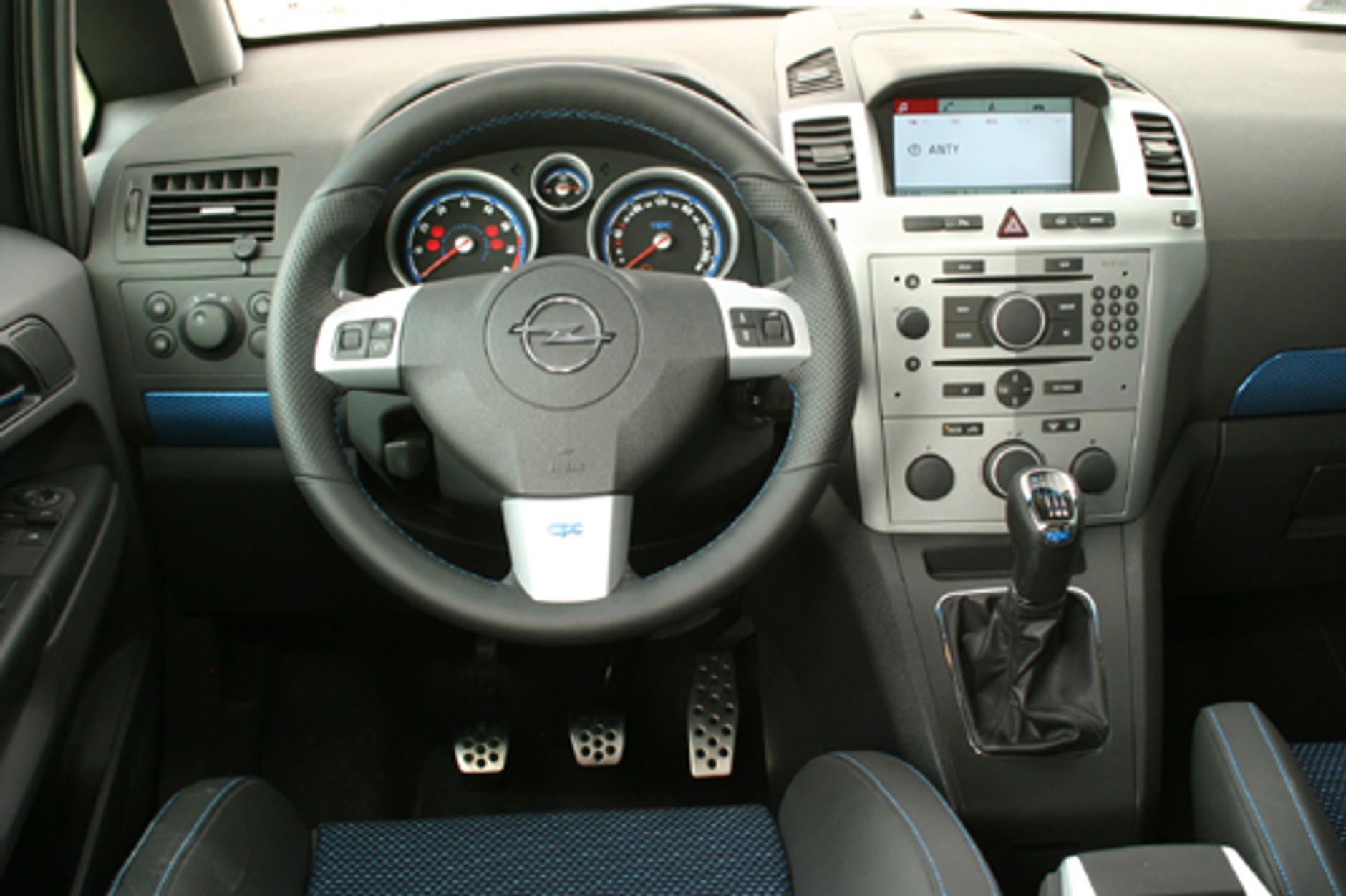 Opel Zafira OPC - Ekspresowy minivan