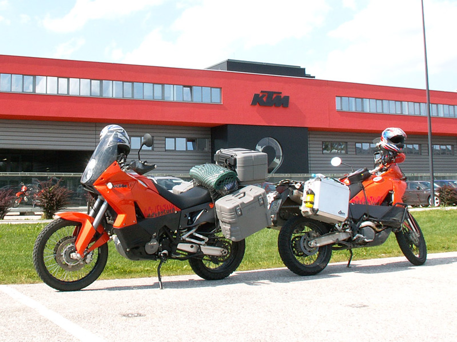 KTM 990 Adventure ABS: SUV na dwóch kołach