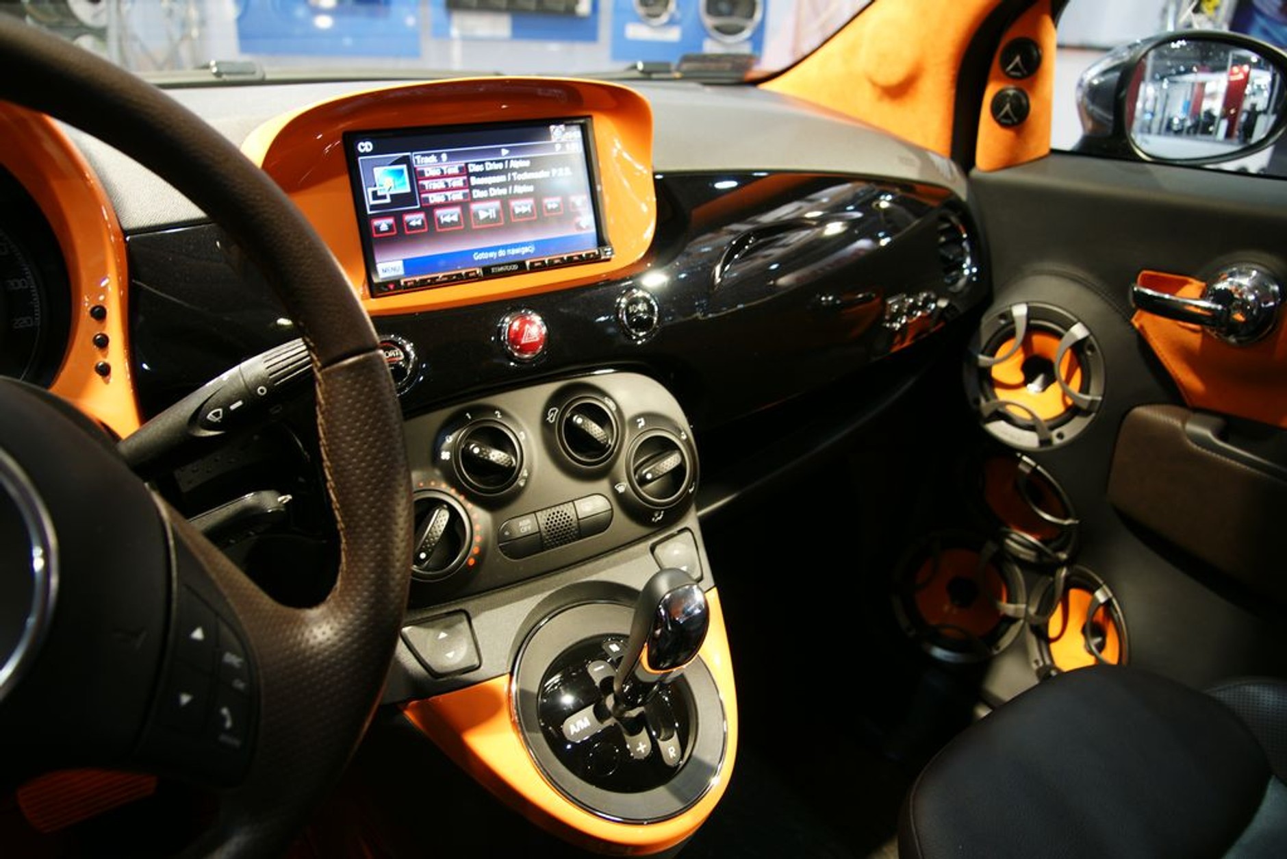 AMICOM 2010: kino, koncert i nawigacja do samochodu (galeria)