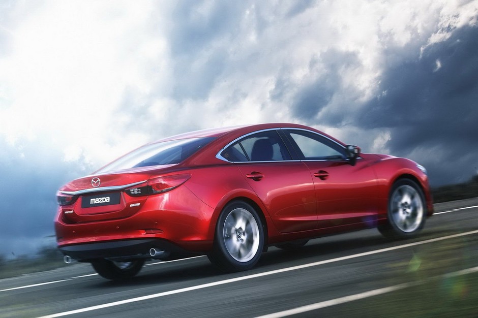 Wiemy jak jeździ nowa Mazda 6: nareszcie ma to coś!