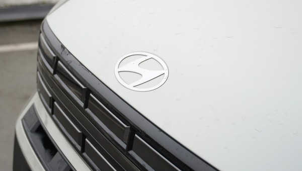 Hyundai Santa Fe Hybrid