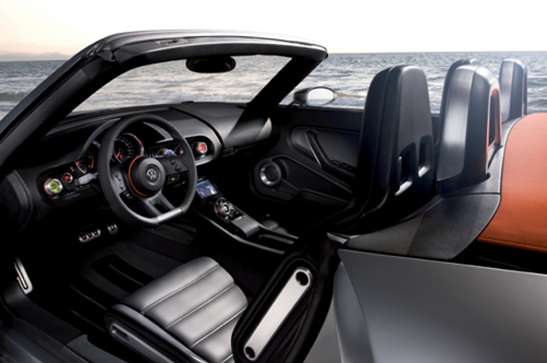 Volkswagen Concept Bluesport - Maksiprzyjemność, minispalanie