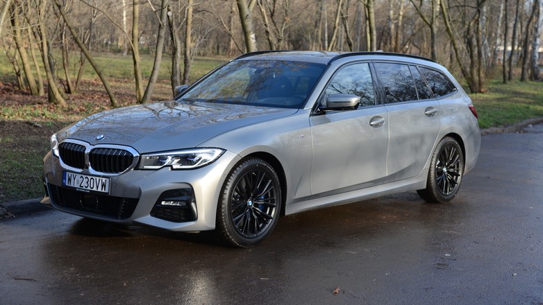 BMW 330i xDrive Touring