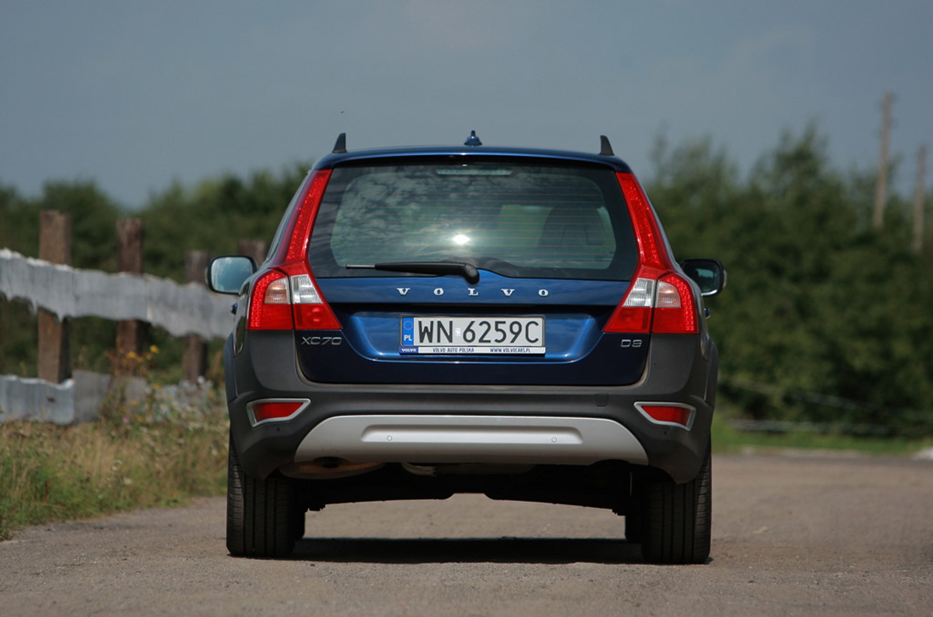 Test Volvo XC70 D3 Ocean Race: czy warto kupić przednionapędową wersję?