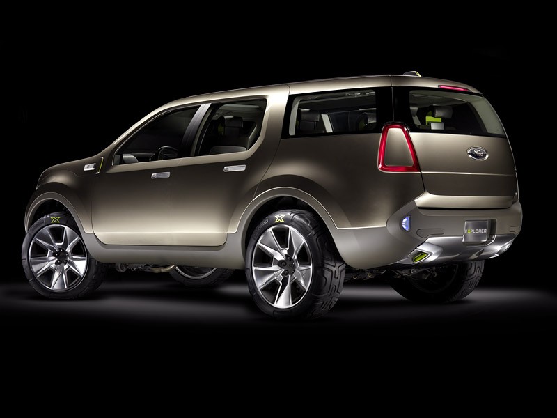 Detroit 2008: Ford Explorer America - oszczędniejszy olbrzym