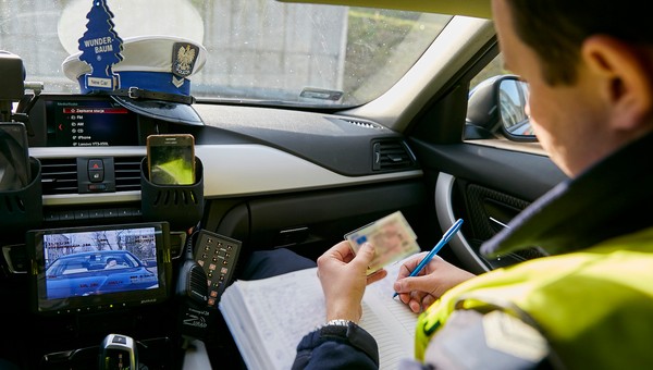 Taryfikator mandatów 2022 – kto i za co zapłaci najwyższe mandaty?  