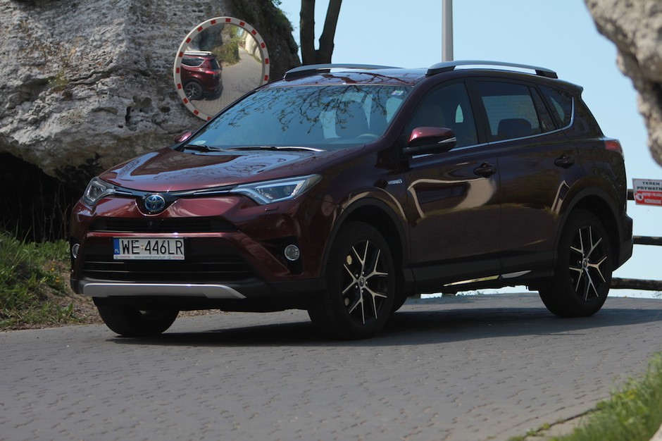 Hybrydowe Toyoty