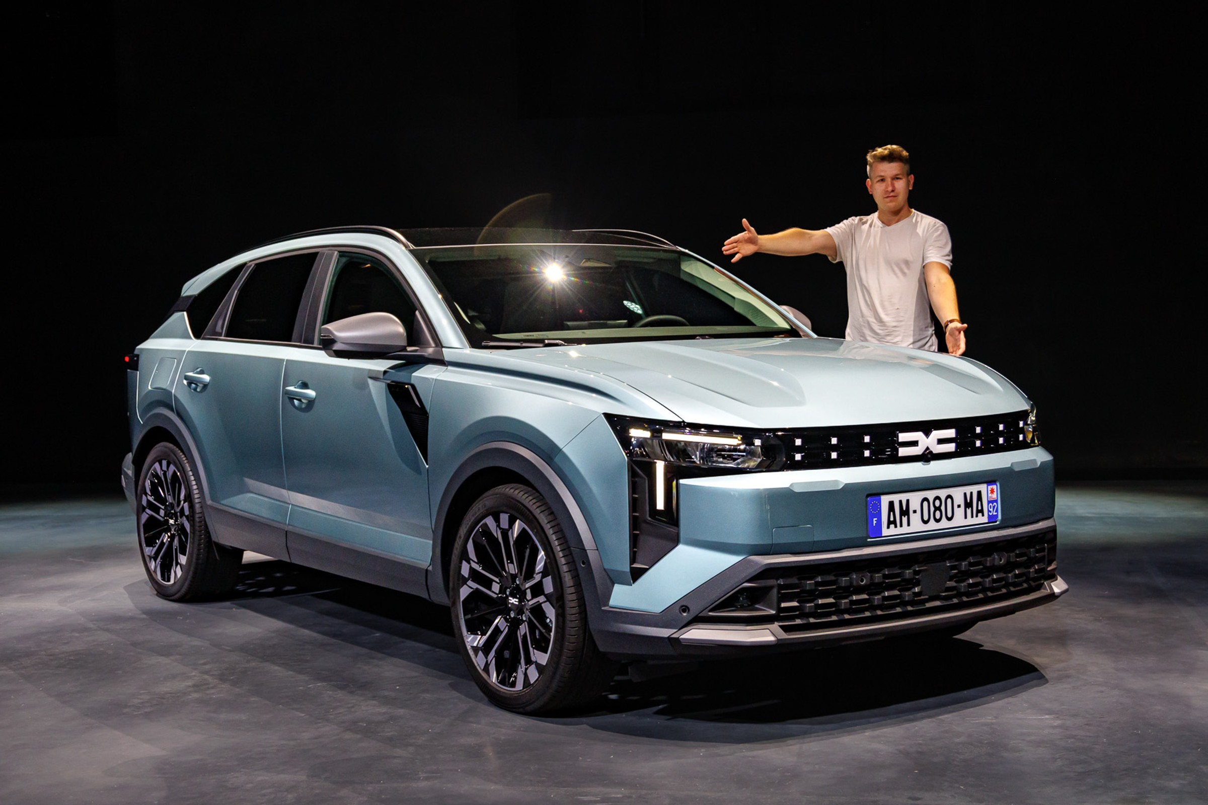 Dacia pokazała Strikera. To model, który może przetasować najważniejszy segment. Atakuję Octavię i Corollę