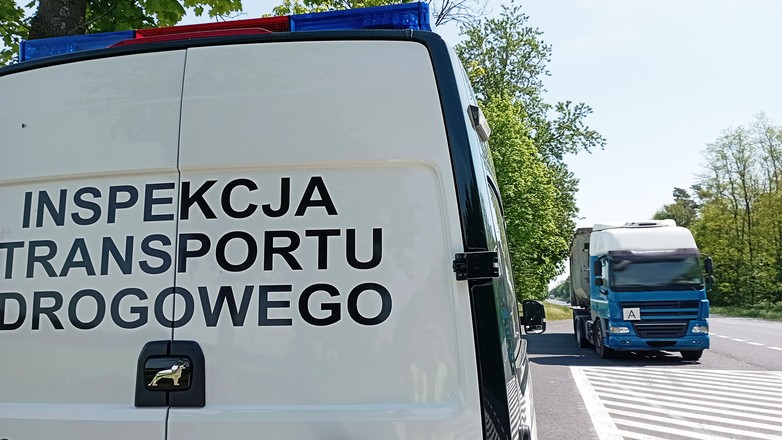ITD zatrzymała kierowcę wiozącego odpady do Niemiec