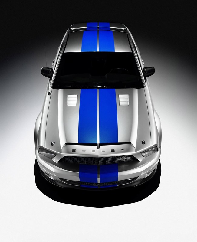 Mustang Shelby GT500KR: król szos powraca!
