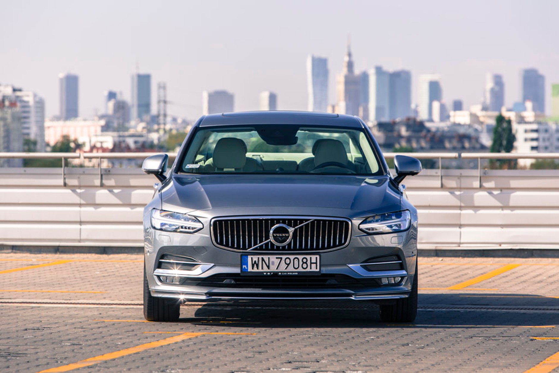 Volvo S90 D4 - inny wymiar luksusu