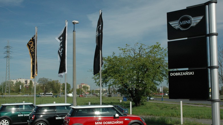 Mini powiększa sieć w Polsce