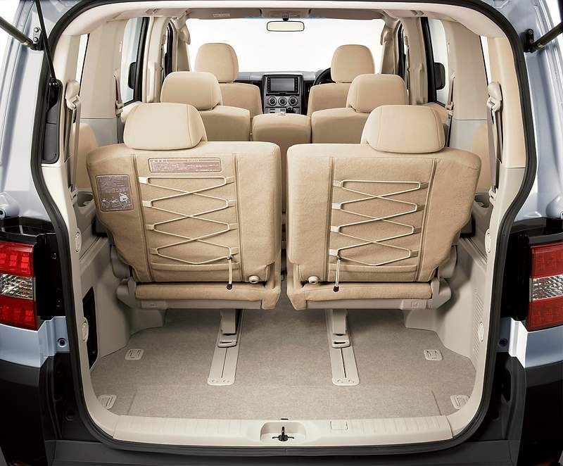 Mitsubishi Delica D:5 – nowe MPV z napędem na cztery koła