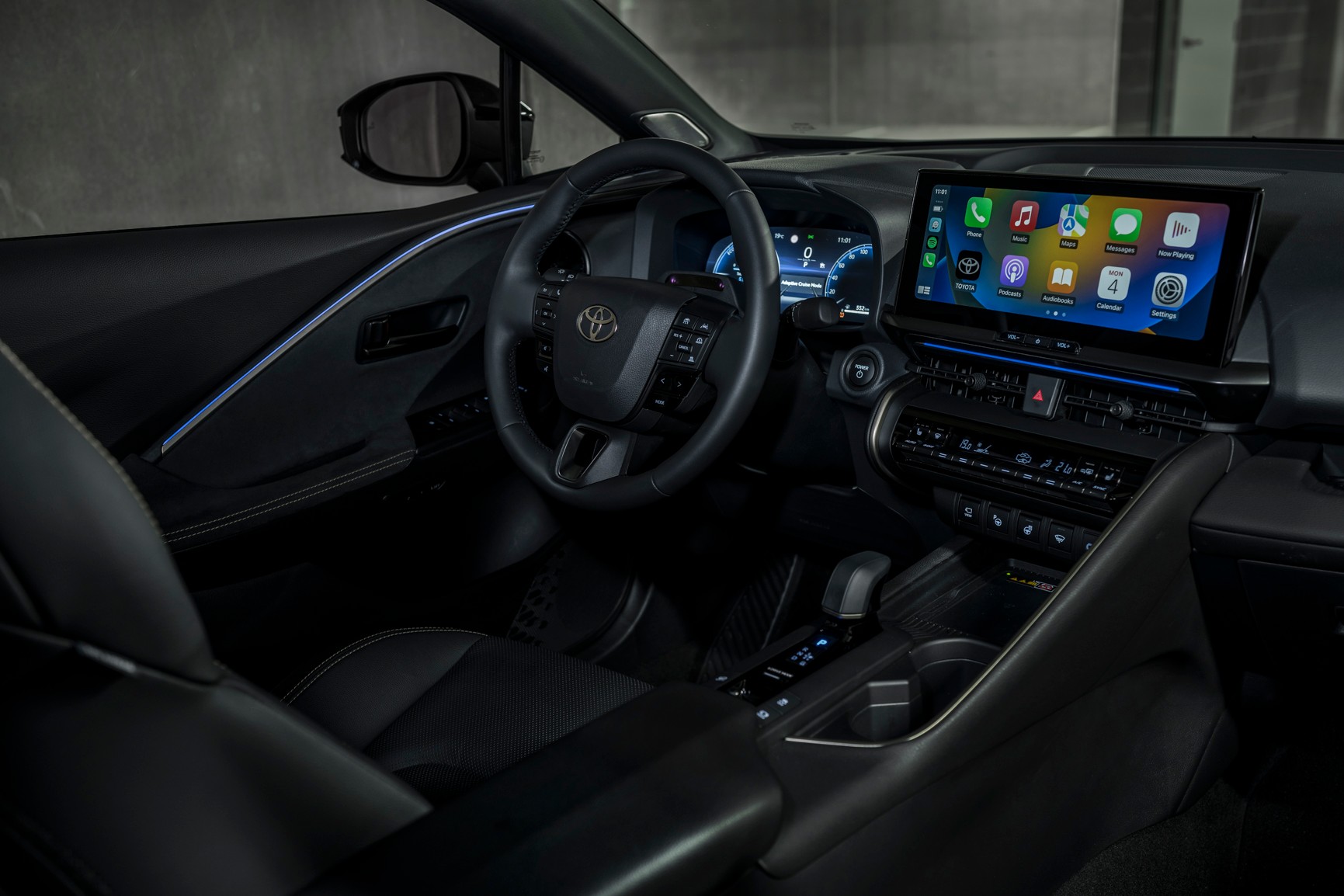 Nowa Toyota CHR Plug-in Hybrid