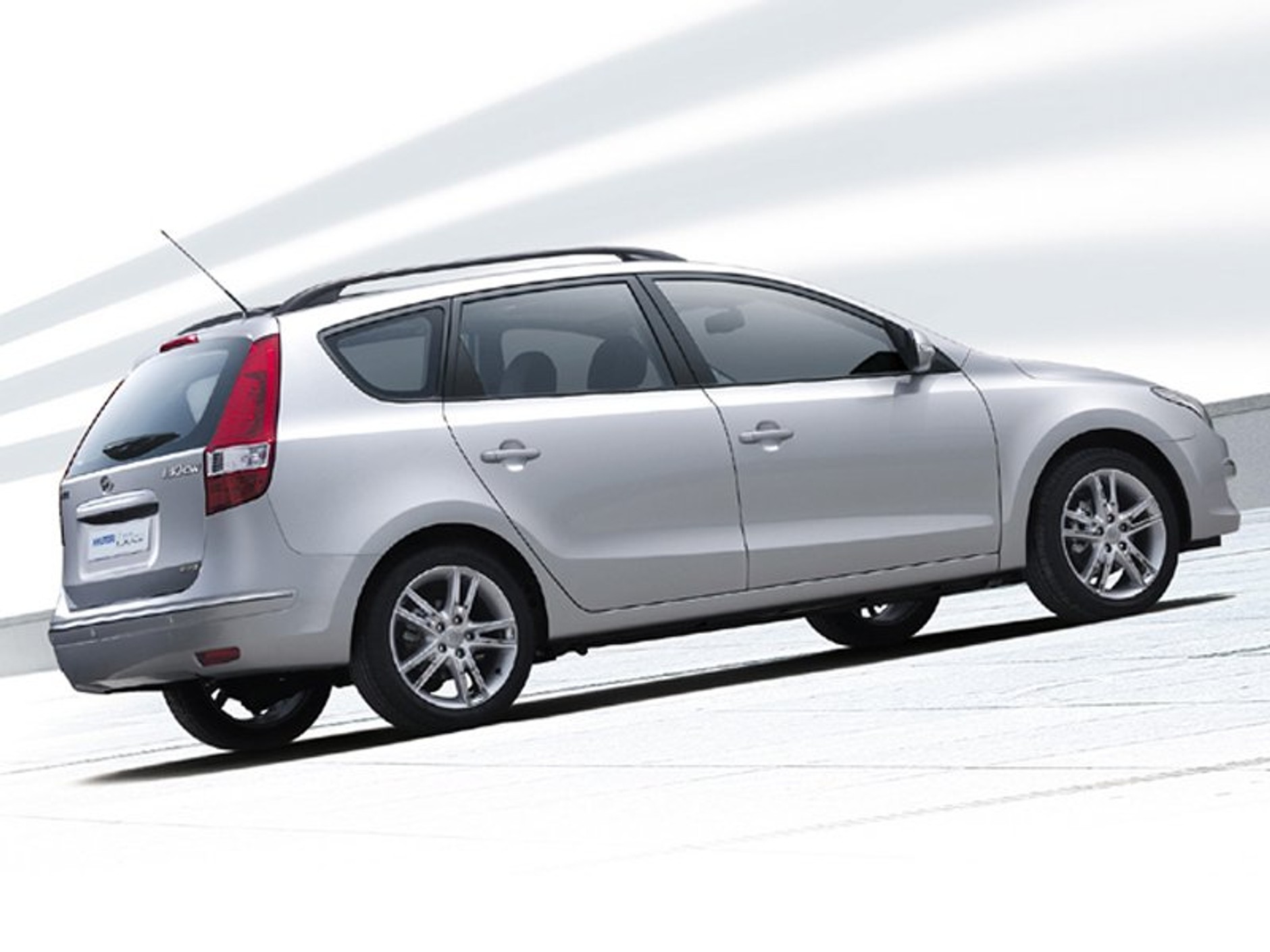 IAA Frankfurt 2007: Hyundai i30 CrossWagon z rozstawem osi 2,7 m