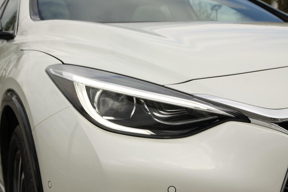 Infiniti Q30 2.2d DCT AWD