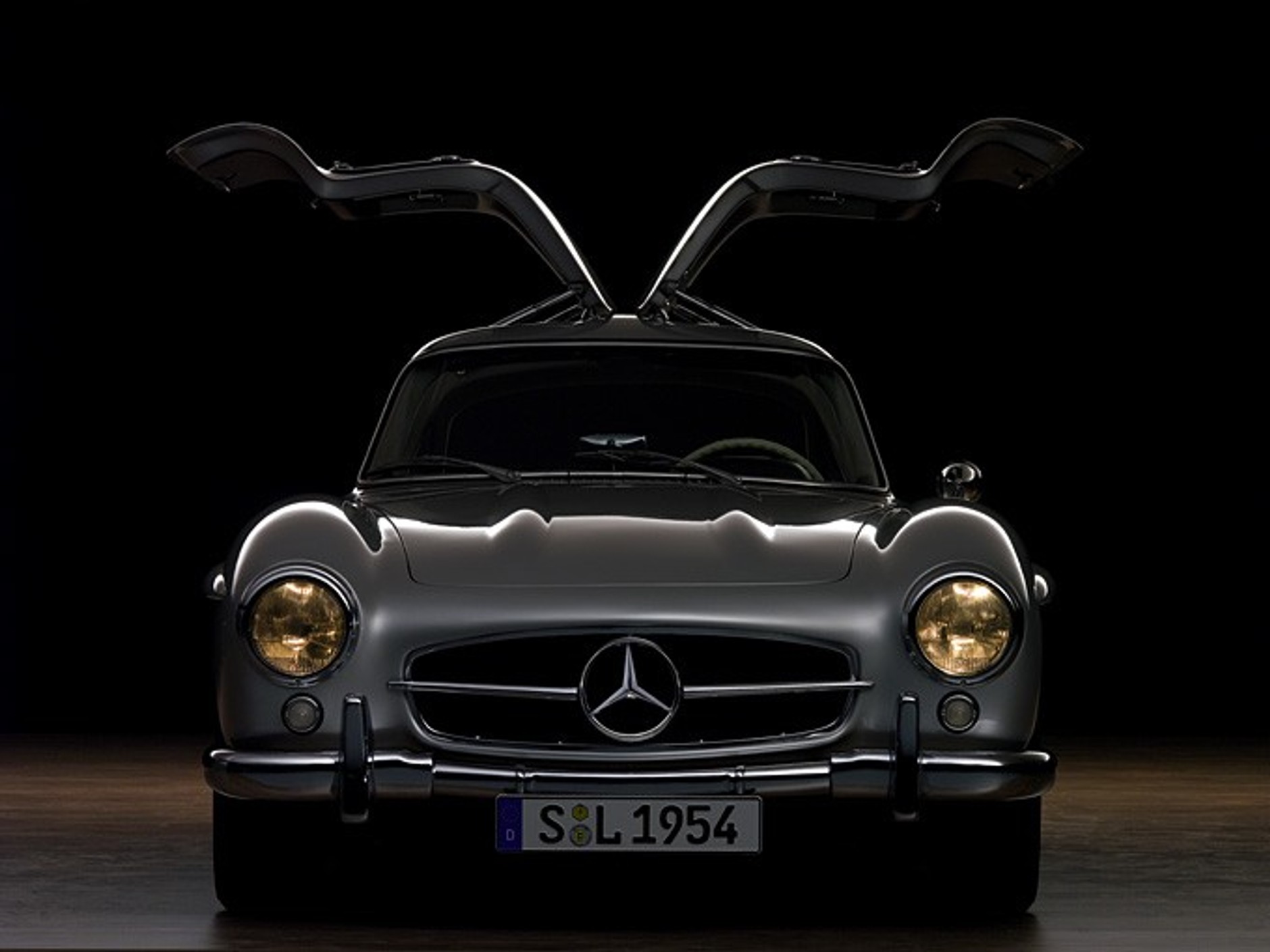 Mercedes-Benz 300 SL – doskonała replika od Gullwing AG