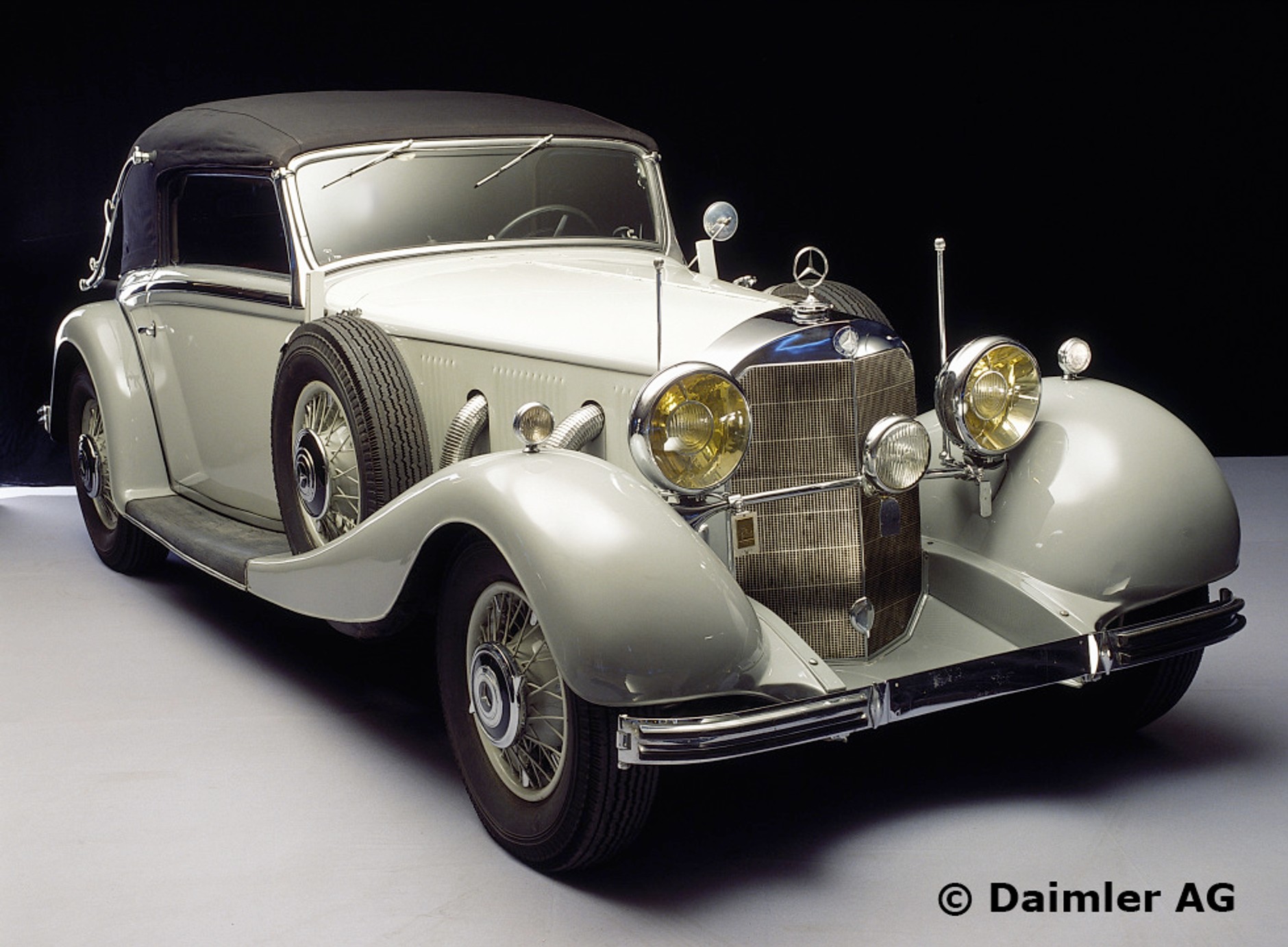 Internetowe archiwum Mercedesa