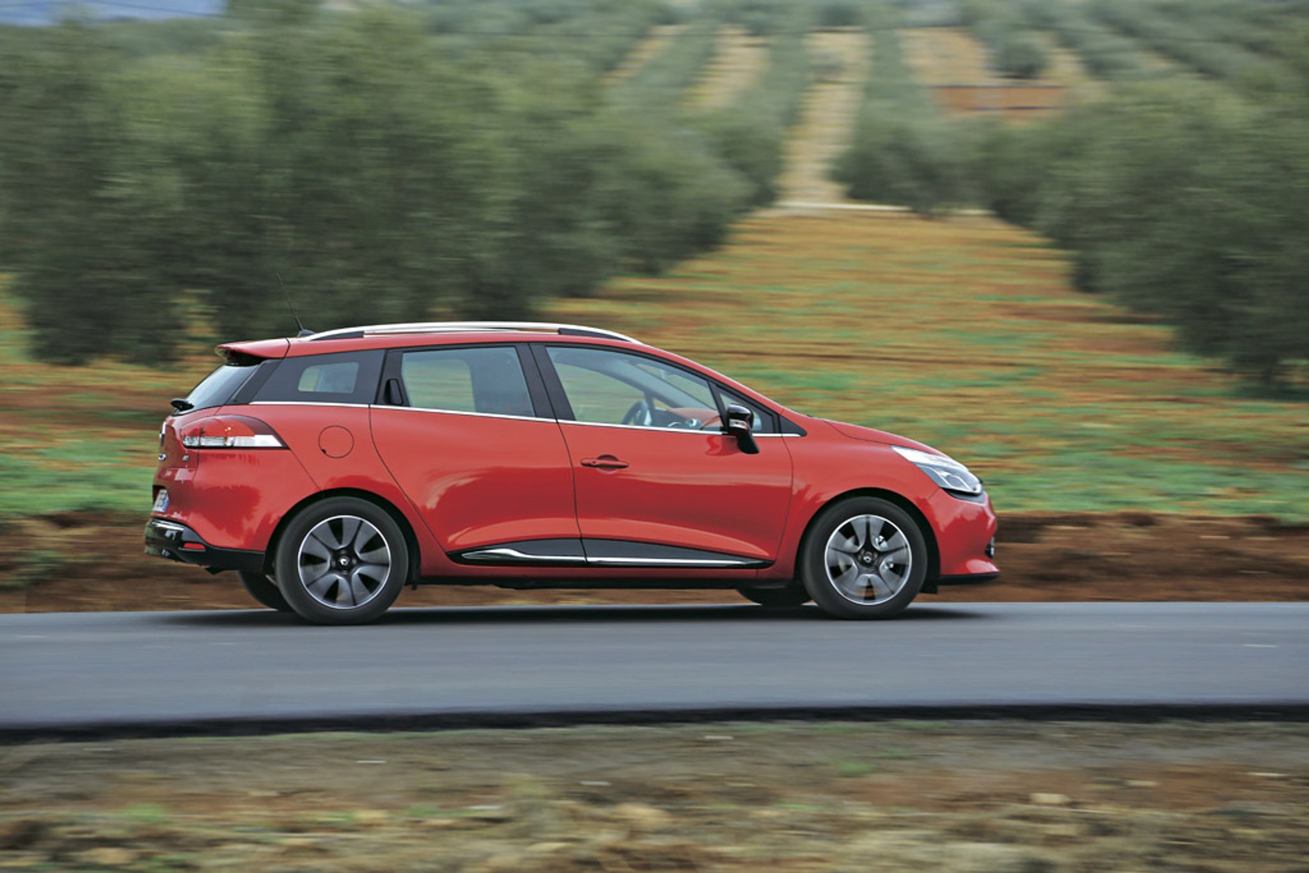 Renault Clio Grandtour: koniec z nudą!