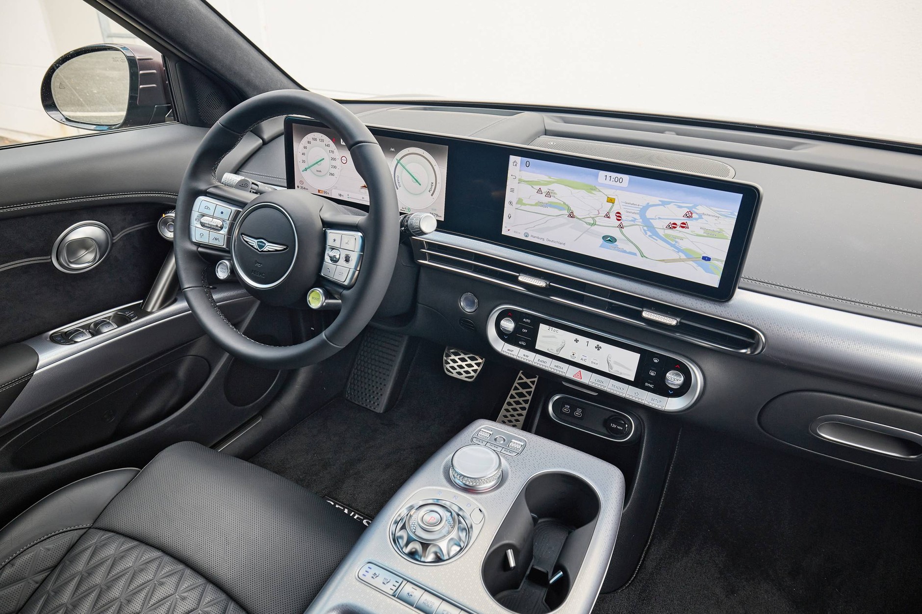 Genesis GV60 AWD Dual Motor Sport Plus