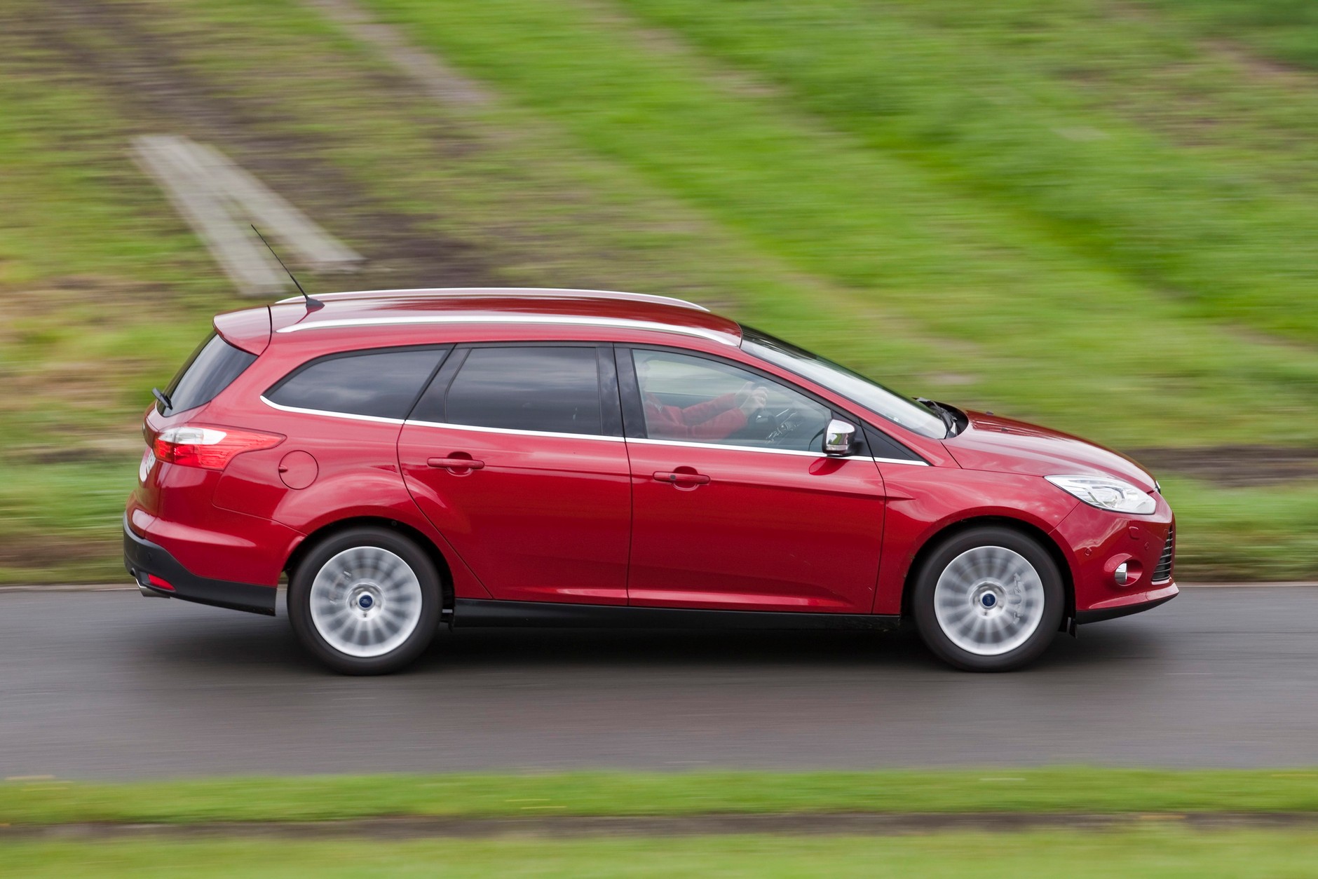 Porównanie: używane kombi za 20-25 tys. zł