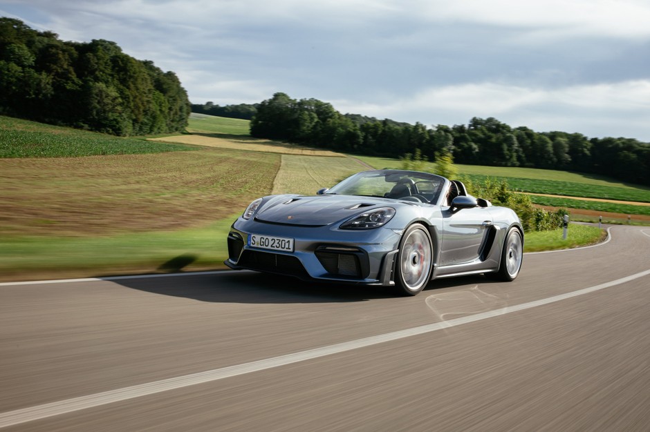 Porsche 718 Spyder RS