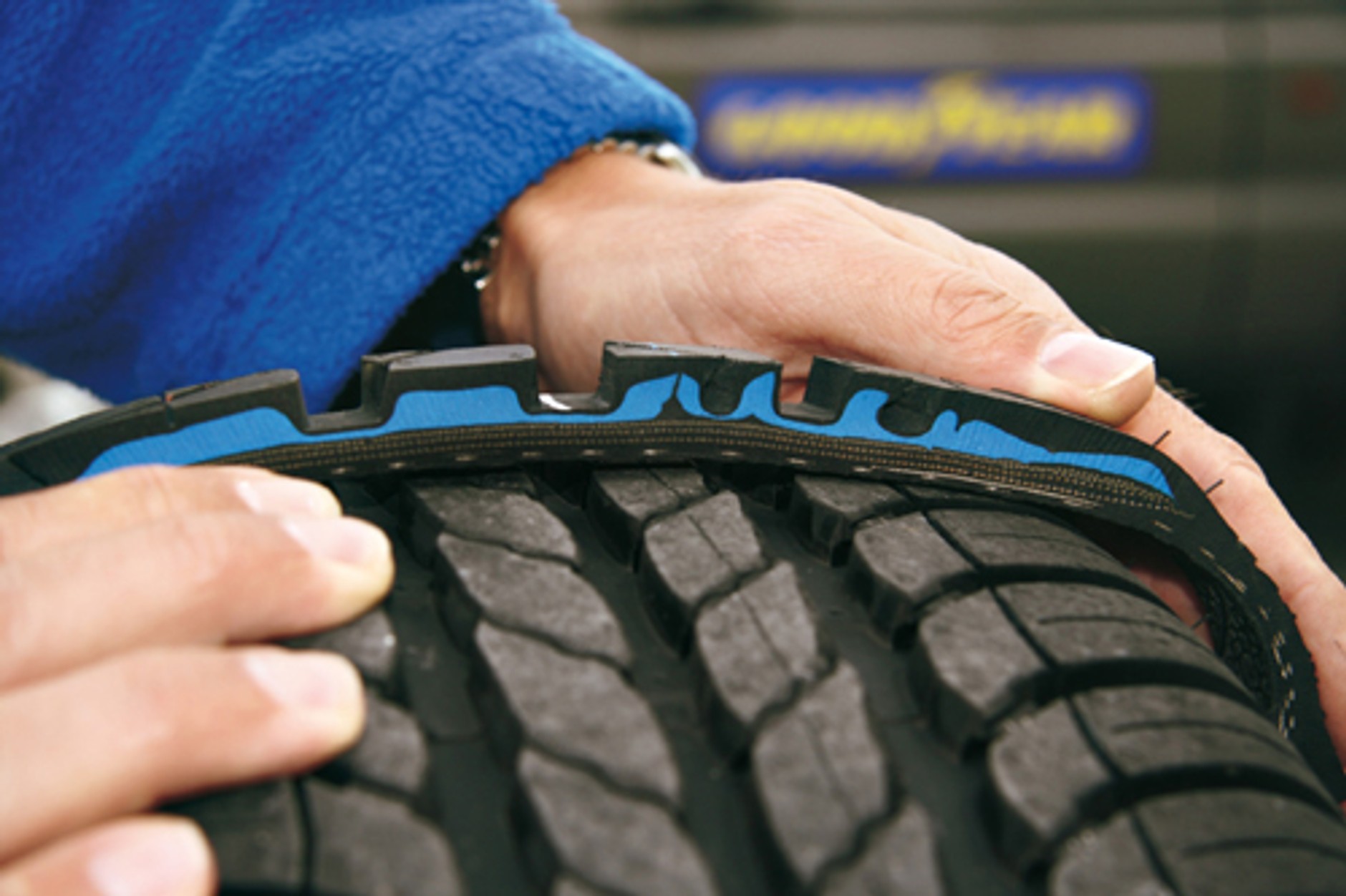 GoodYear OptiGrip - Pierwsza opona o trzech życiach