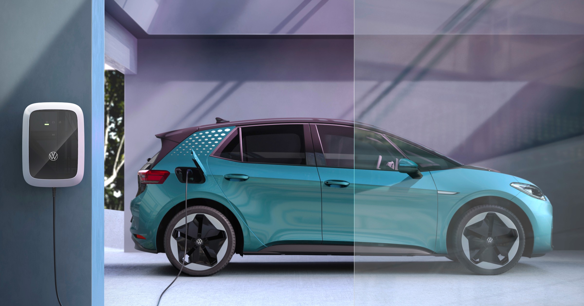 Producenci chwalą się nowymi modelami aut elektrycznych, ale czasem trudno oprzeć się wrażeniu, że na ich sprzedaży wcale im aż tak bardzo nie zależy