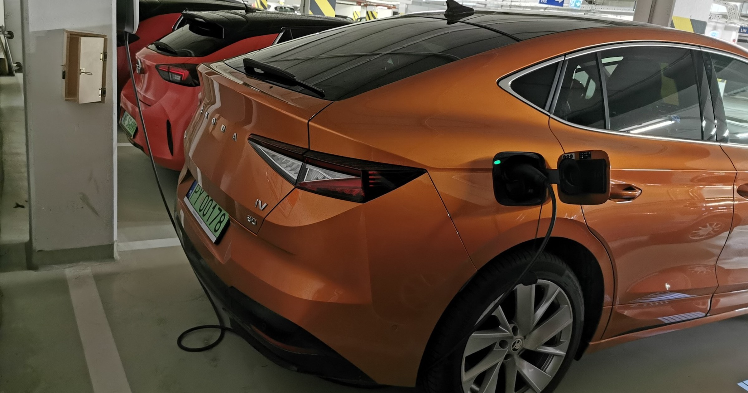 Samochody elektryczne w Polsce stanowią wciąż ułamek procenta zarejestrowanych pojazdów