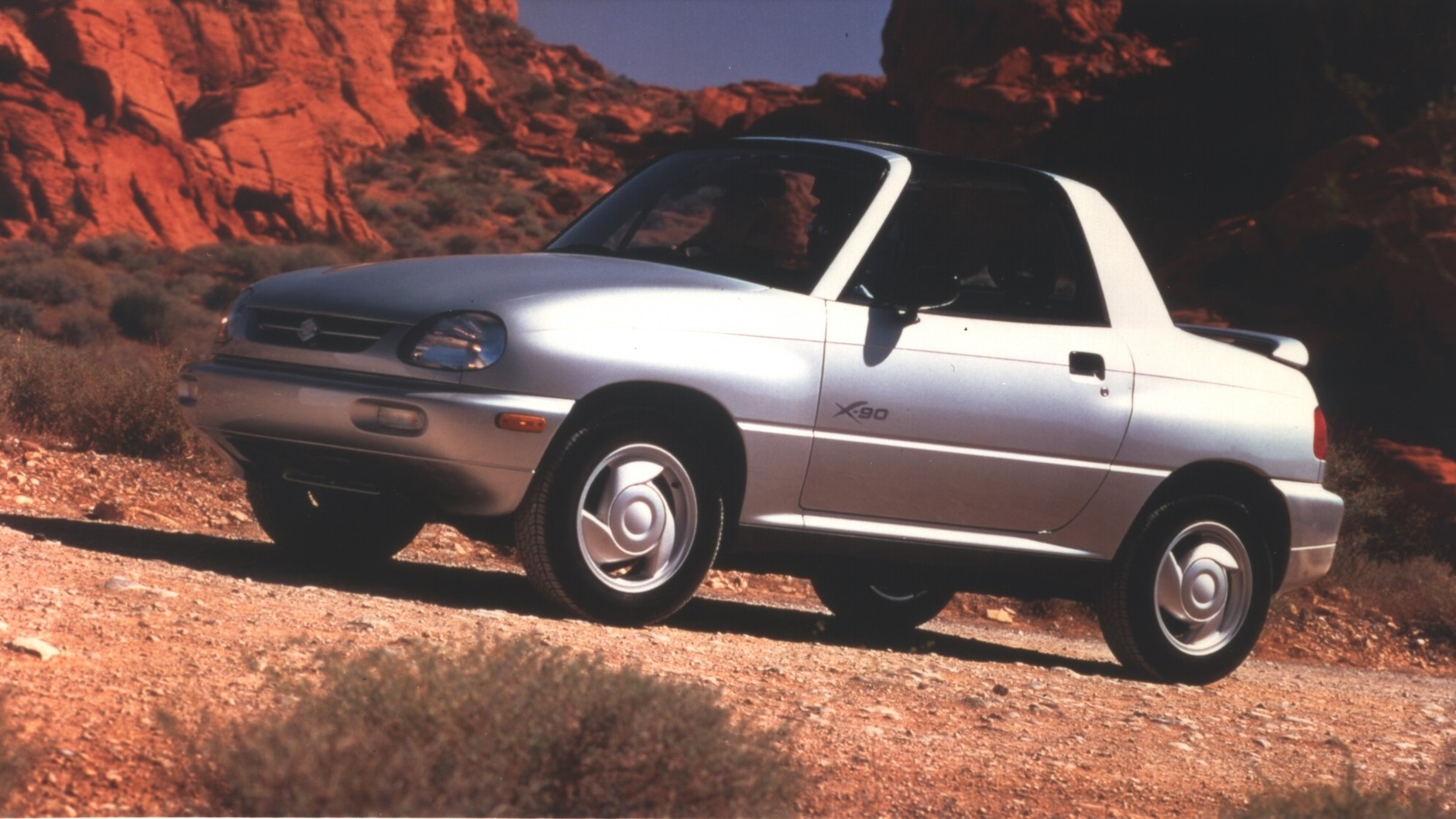 Suzuki X-90 (1995-1997)