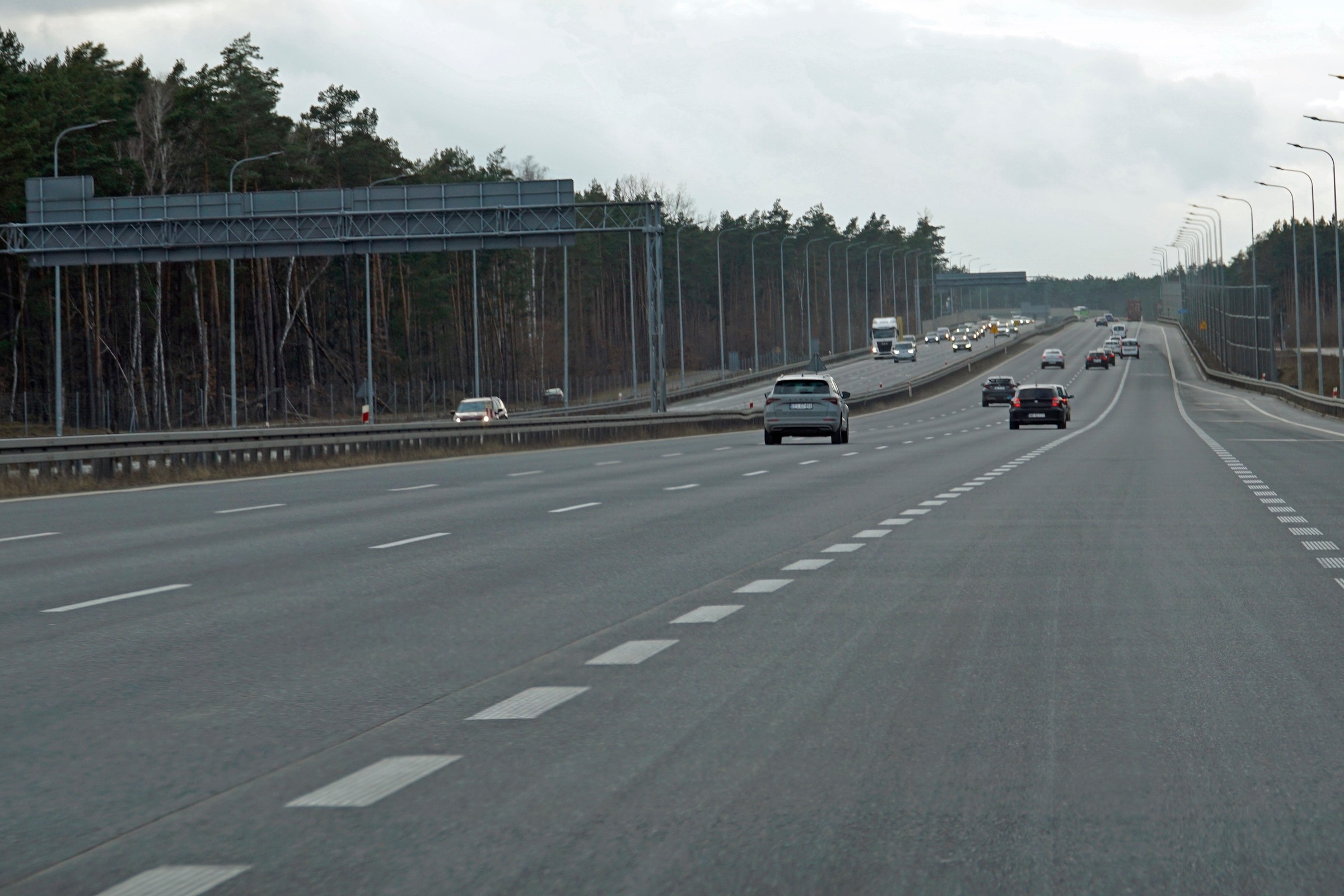 Zakazy ruchu w święta wchodzą już w sobotę. Tłumaczymy terminy, wyjątki i kary