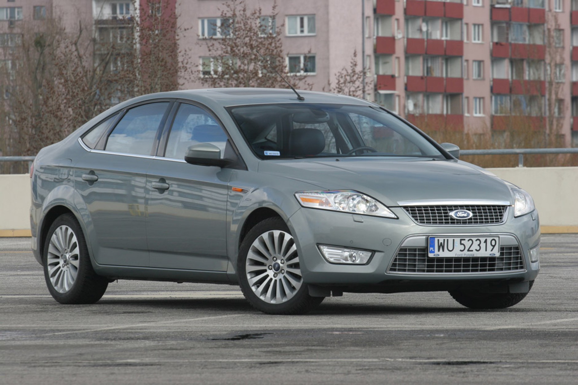 Samochód nie musi być nowy, ale duży – już tak