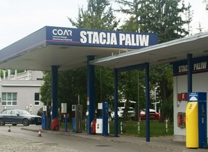 W Warszawie działa "rządowa" stacja paliw. Czy można na niej zatankować i jakie są ceny?