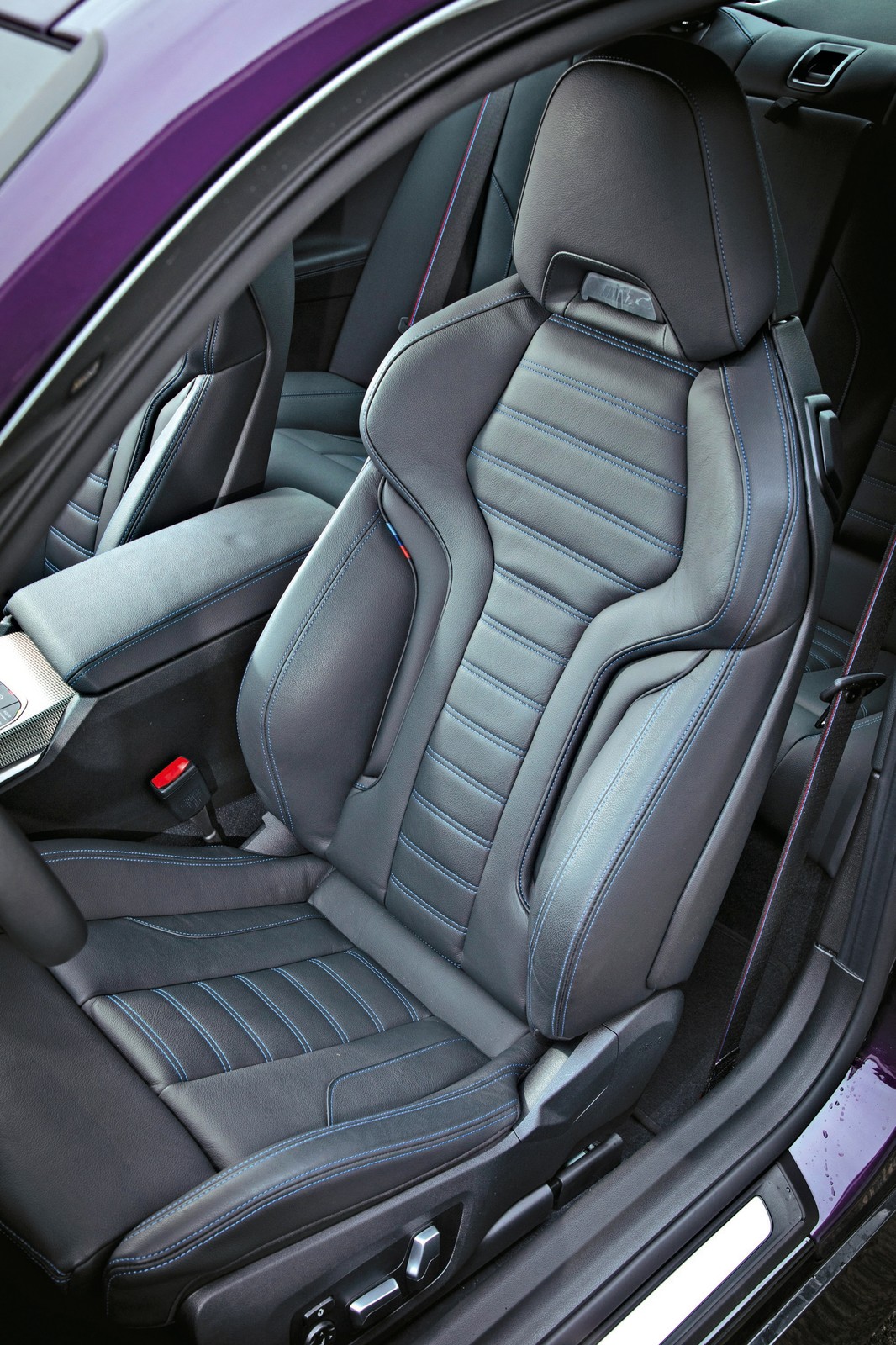 BMW M240i xDrive Coupe