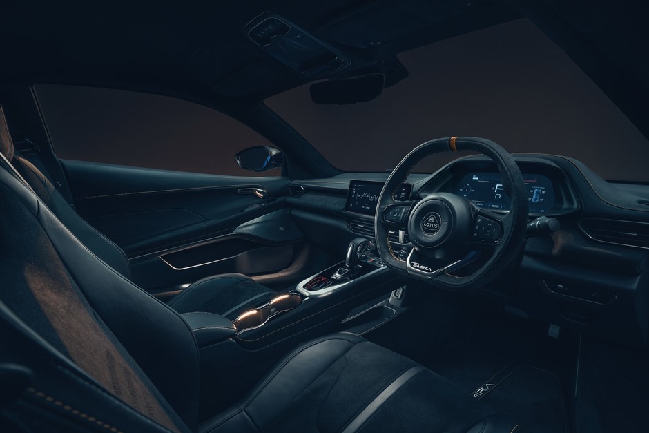 Lotus Emira 2021