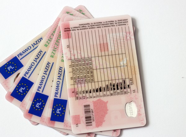W prawie jazdy nie ma niektórych kategorii. Wyjaśniamy, czy trzeba je wymienić