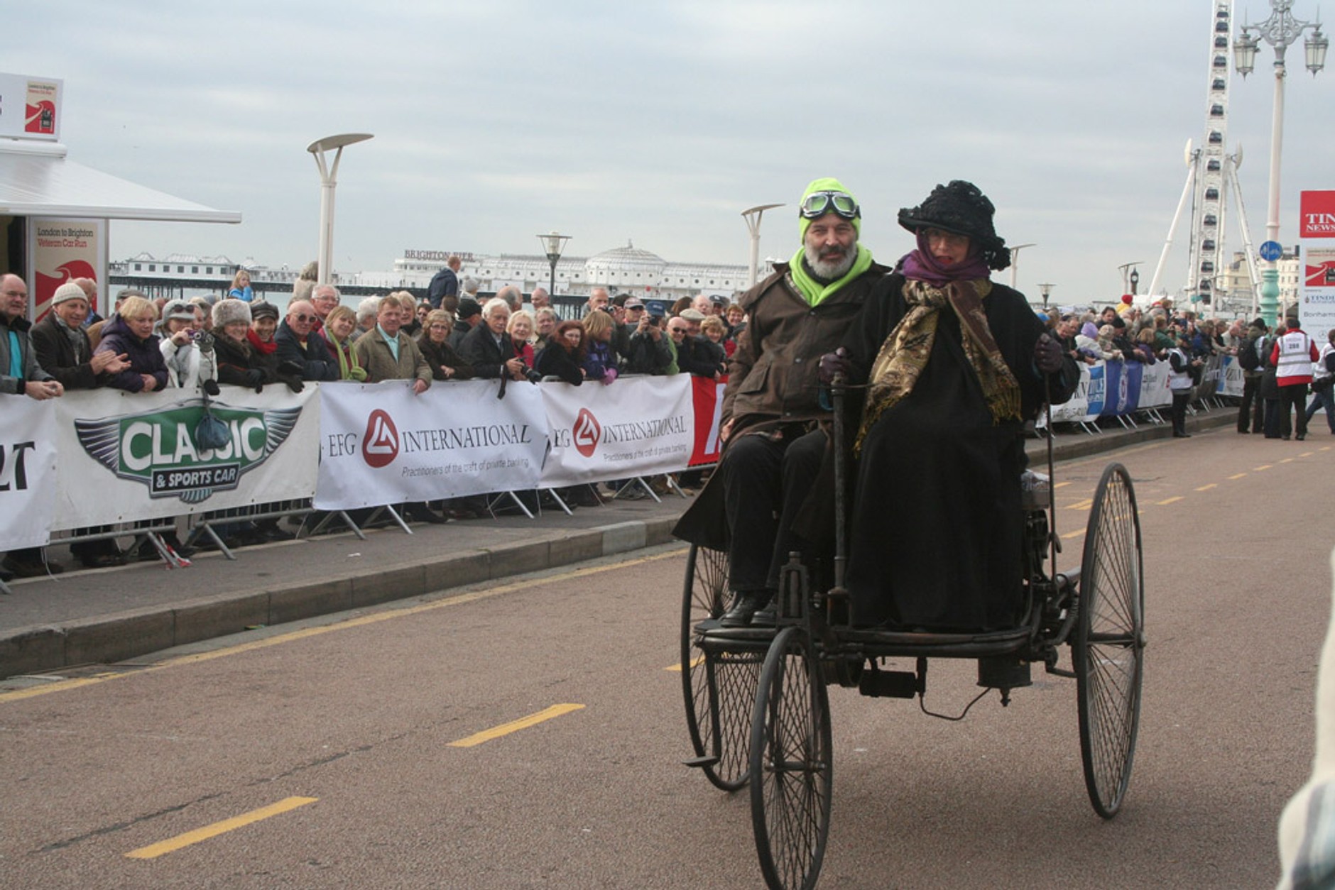 Polska załoga w rajdzie najstarszych pojazdów świata Londyn-Brighton