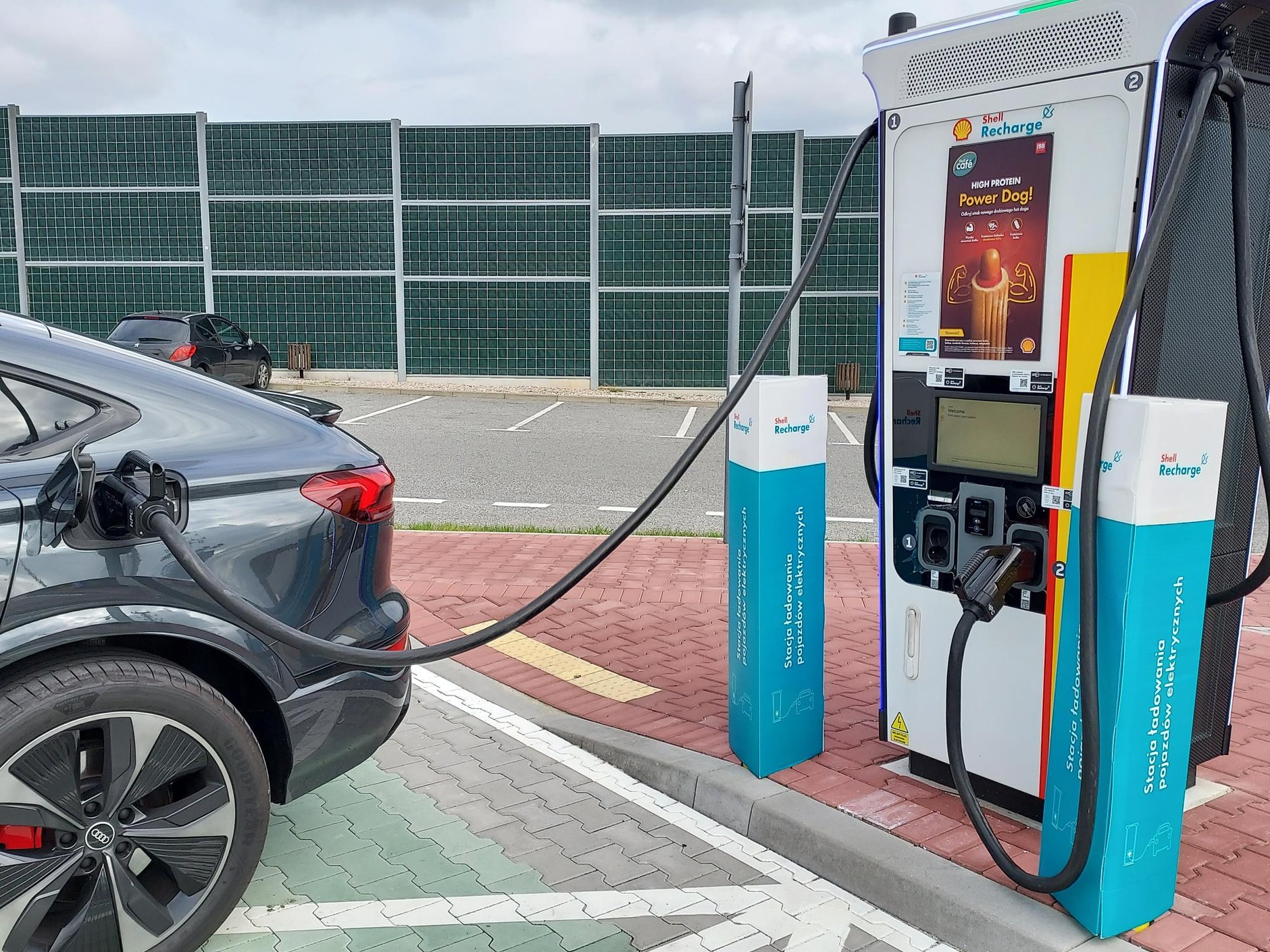 Audi SQ6 Sportback e-tron