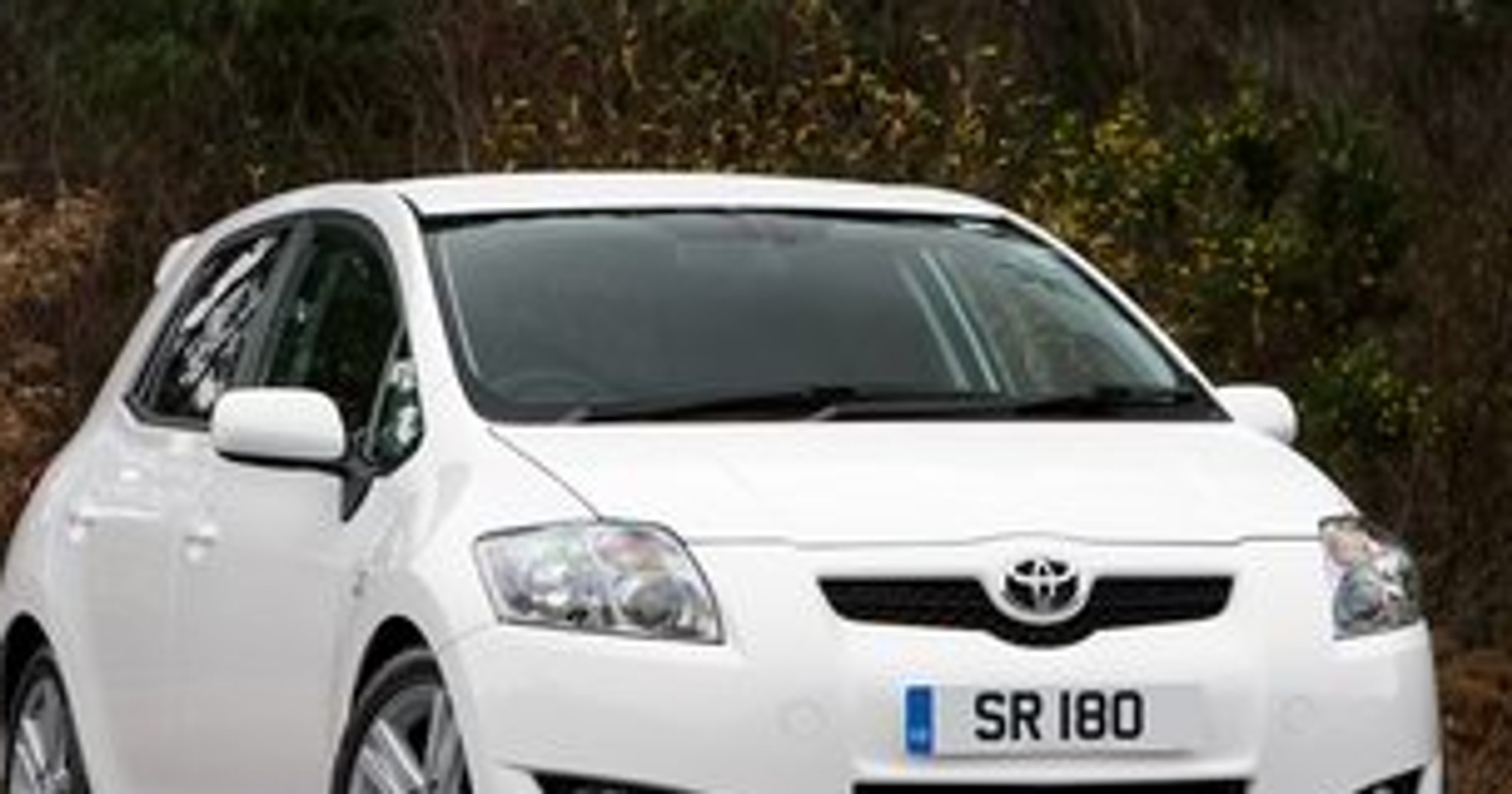 Toyota Auris - Hybryda pojawi się na rynku w 2010 roku